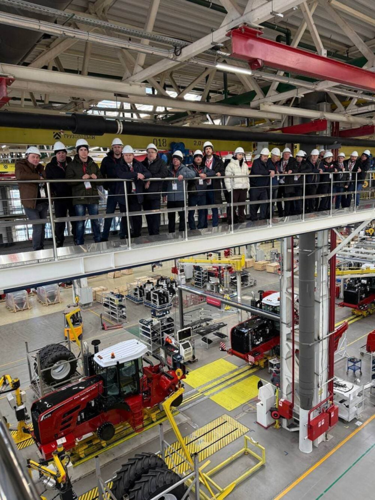 Программа «Один день на Ростсельмаш» укрепляет связь между производителем и представителями АПК 3
