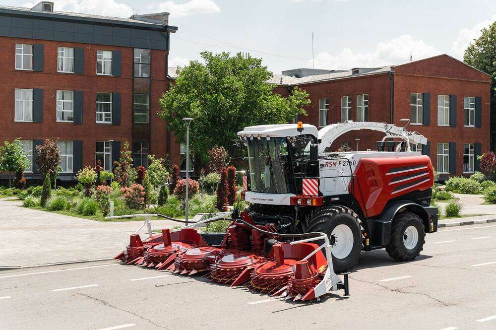 F 2750:Новый лидер кормозаготовки F 2750:Новый лидер кормозаготовки